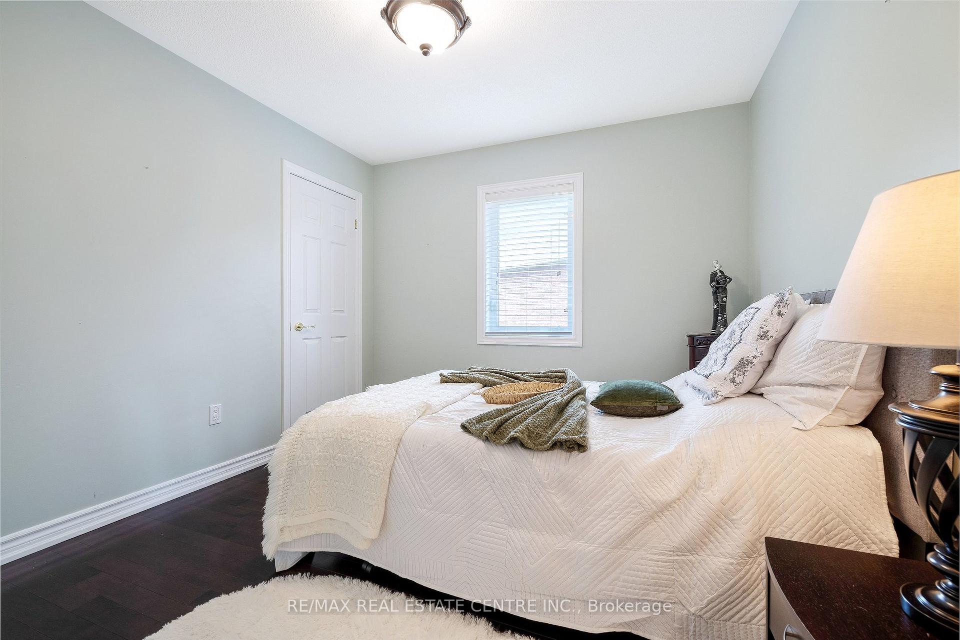 Photo 26 of 241 Duff Crescent, Milton, Clarke — HOMEH