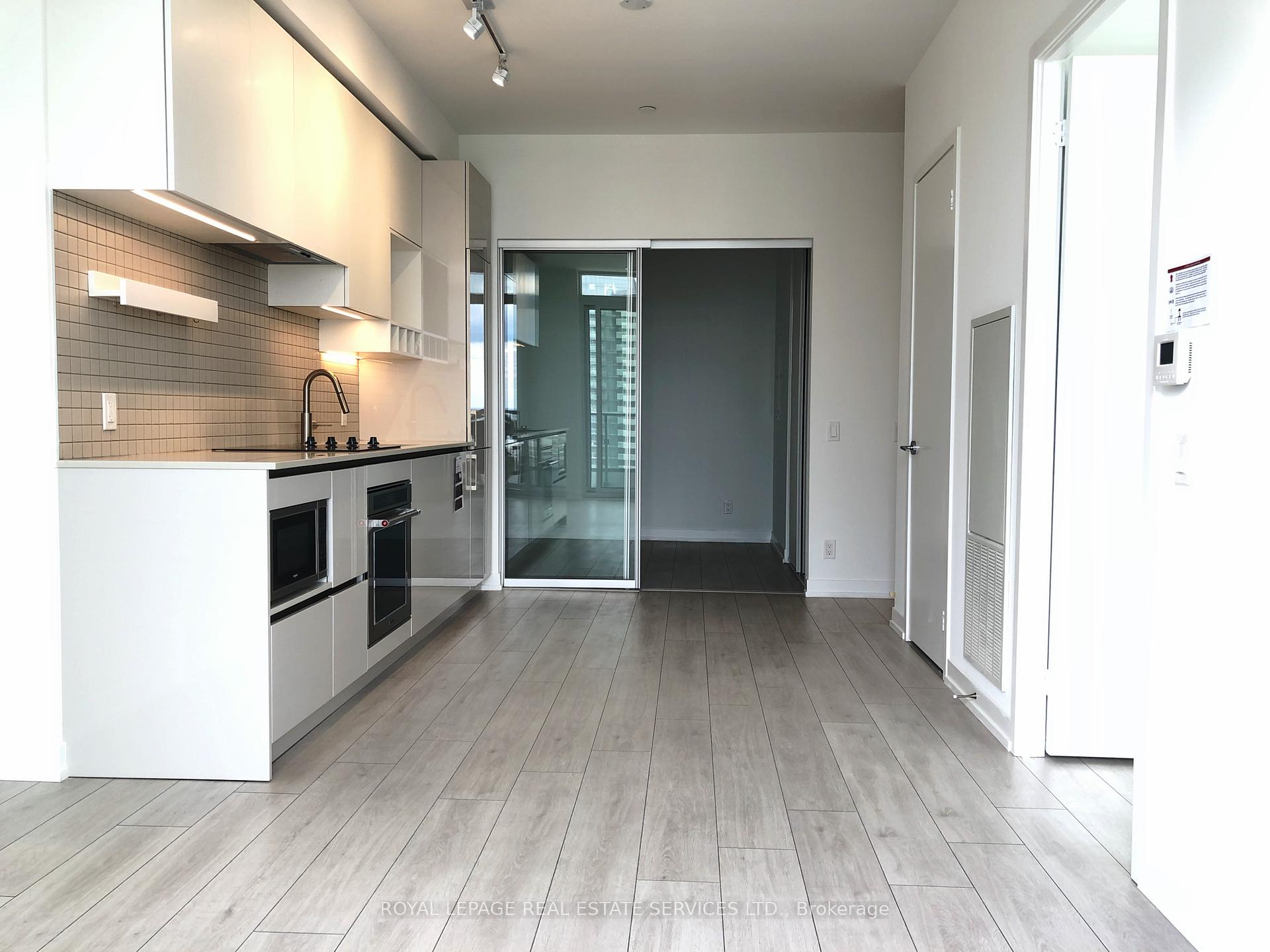 Photo 4 of Unit 3103, 950 Portage Parkway, Vaughan, Vaughan Corporate Centre — HOMEH
