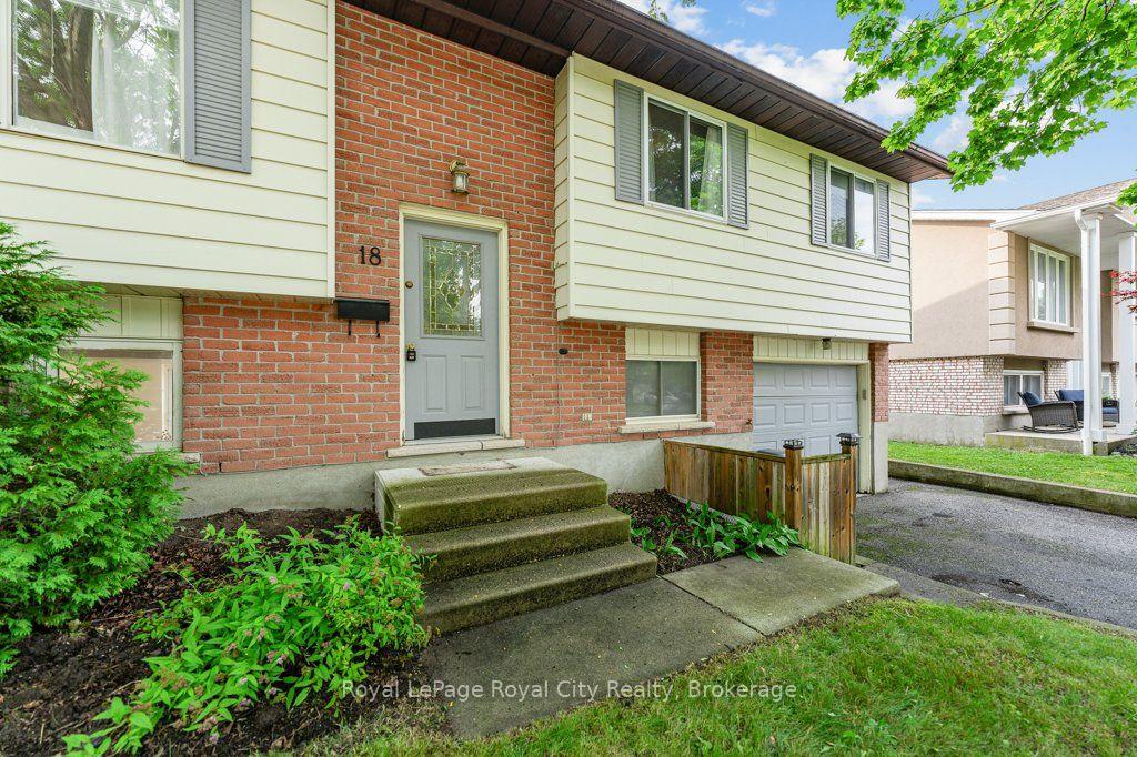 Photo 3 of 18 Springdale Boulevard, Guelph, Willow West/Sugarbush/West Acres — HOMEH