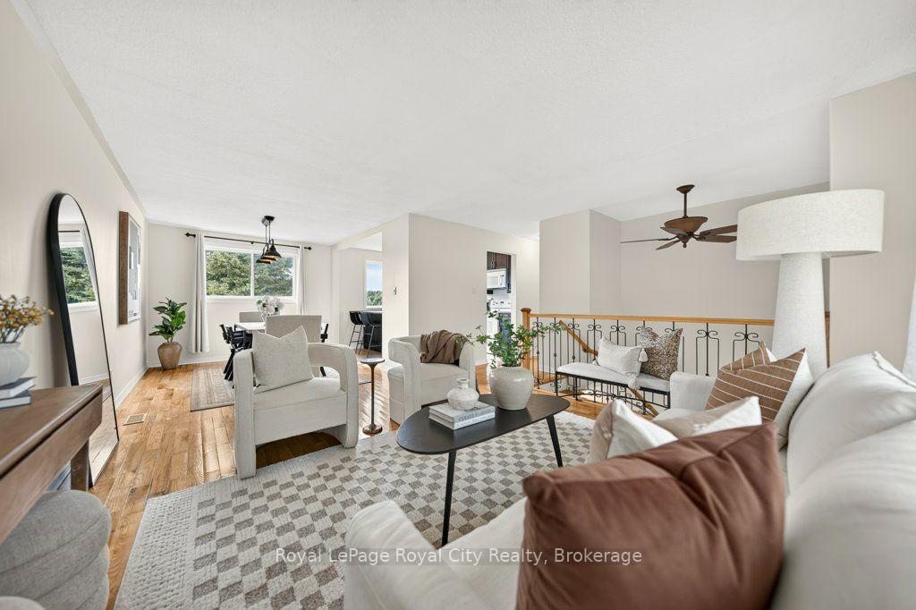 Photo 9 of 18 Springdale Boulevard, Guelph, Willow West/Sugarbush/West Acres — HOMEH