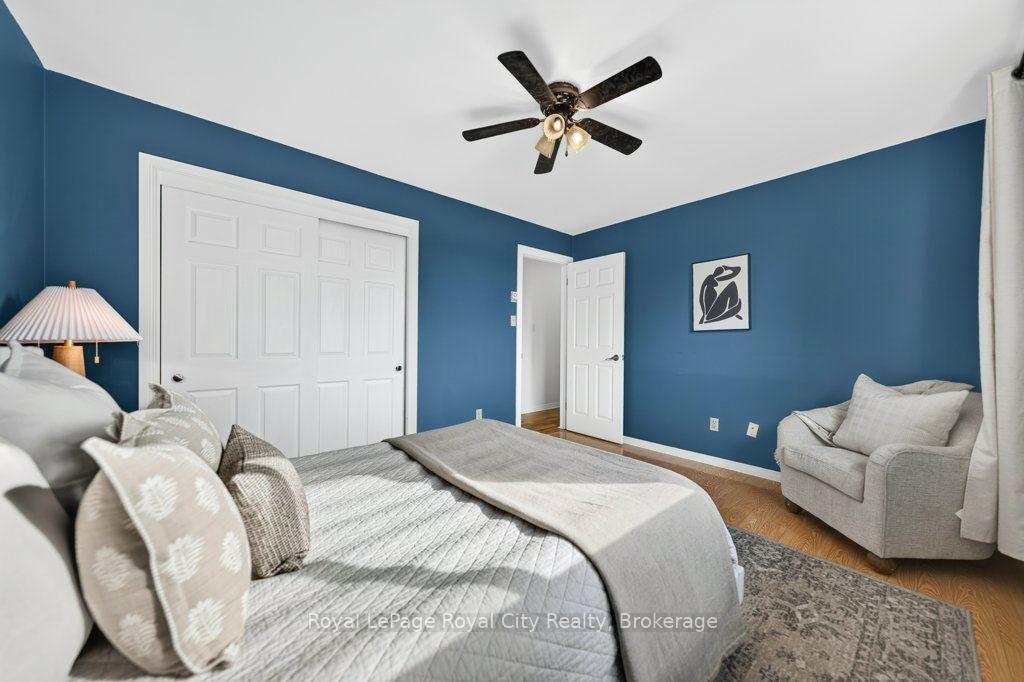 Photo 21 of 18 Springdale Boulevard, Guelph, Willow West/Sugarbush/West Acres — HOMEH