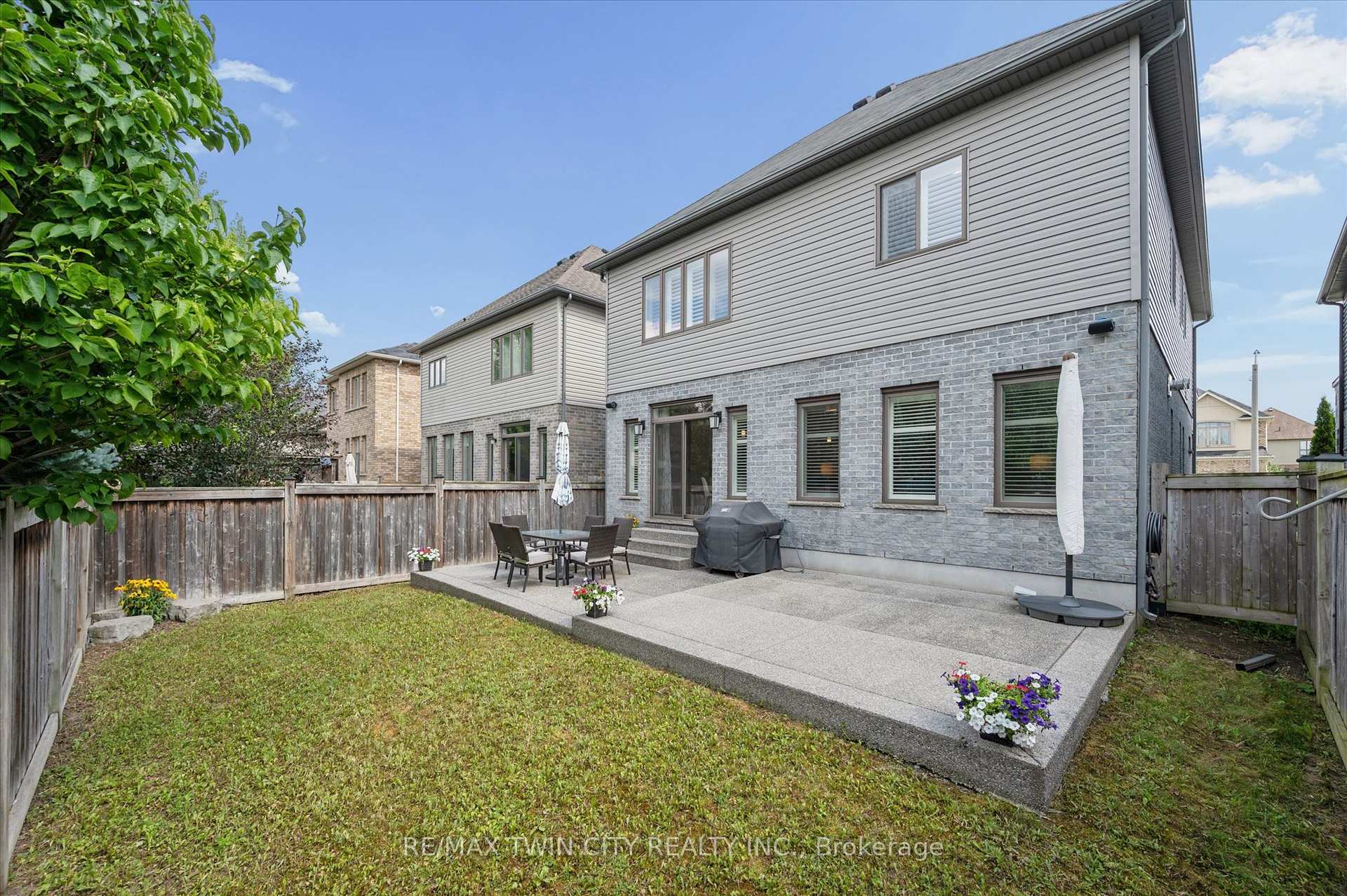 Photo 46 of 606 Pinery Trail, Waterloo, Conservation Meadows — HOMEH