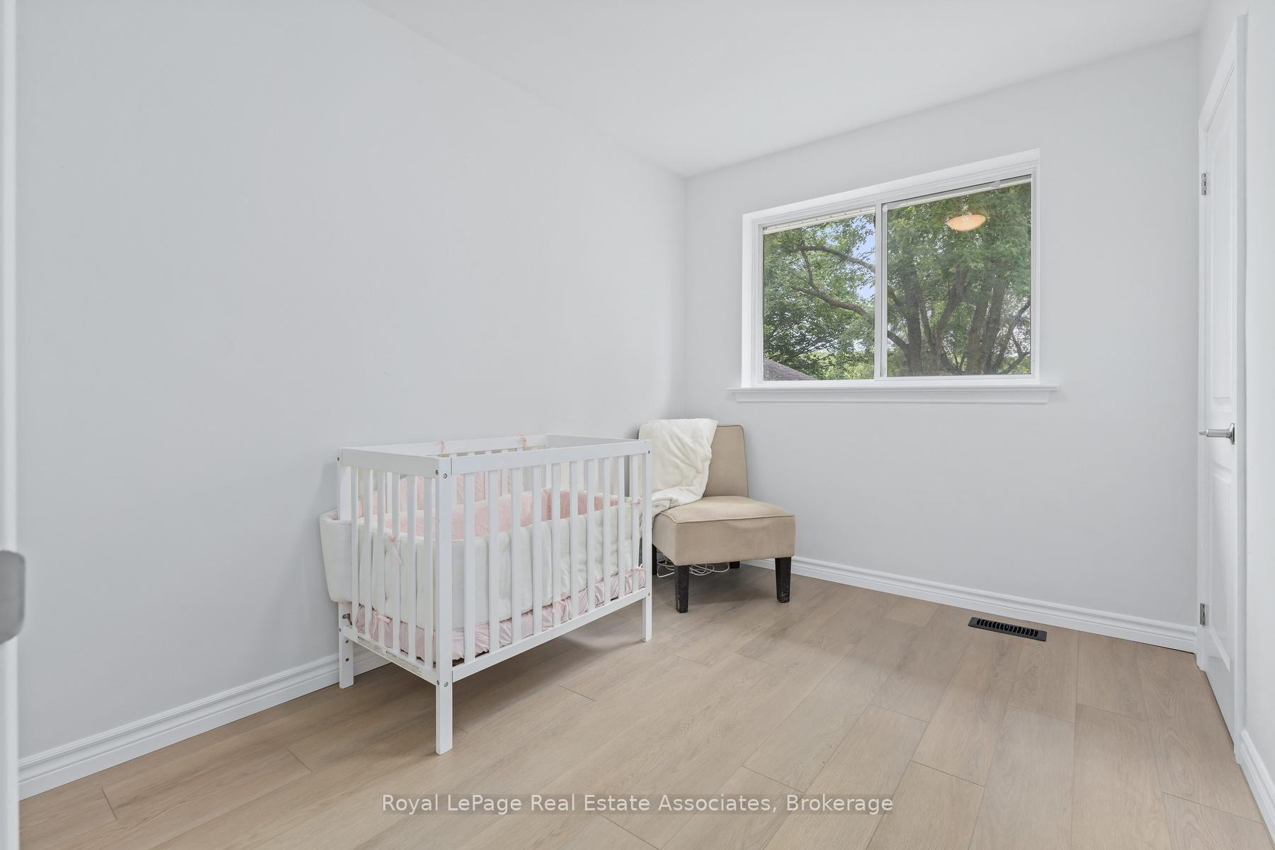 Photo 15 of 90 Longfield Road, Halton Hills, Acton — HOMEH
