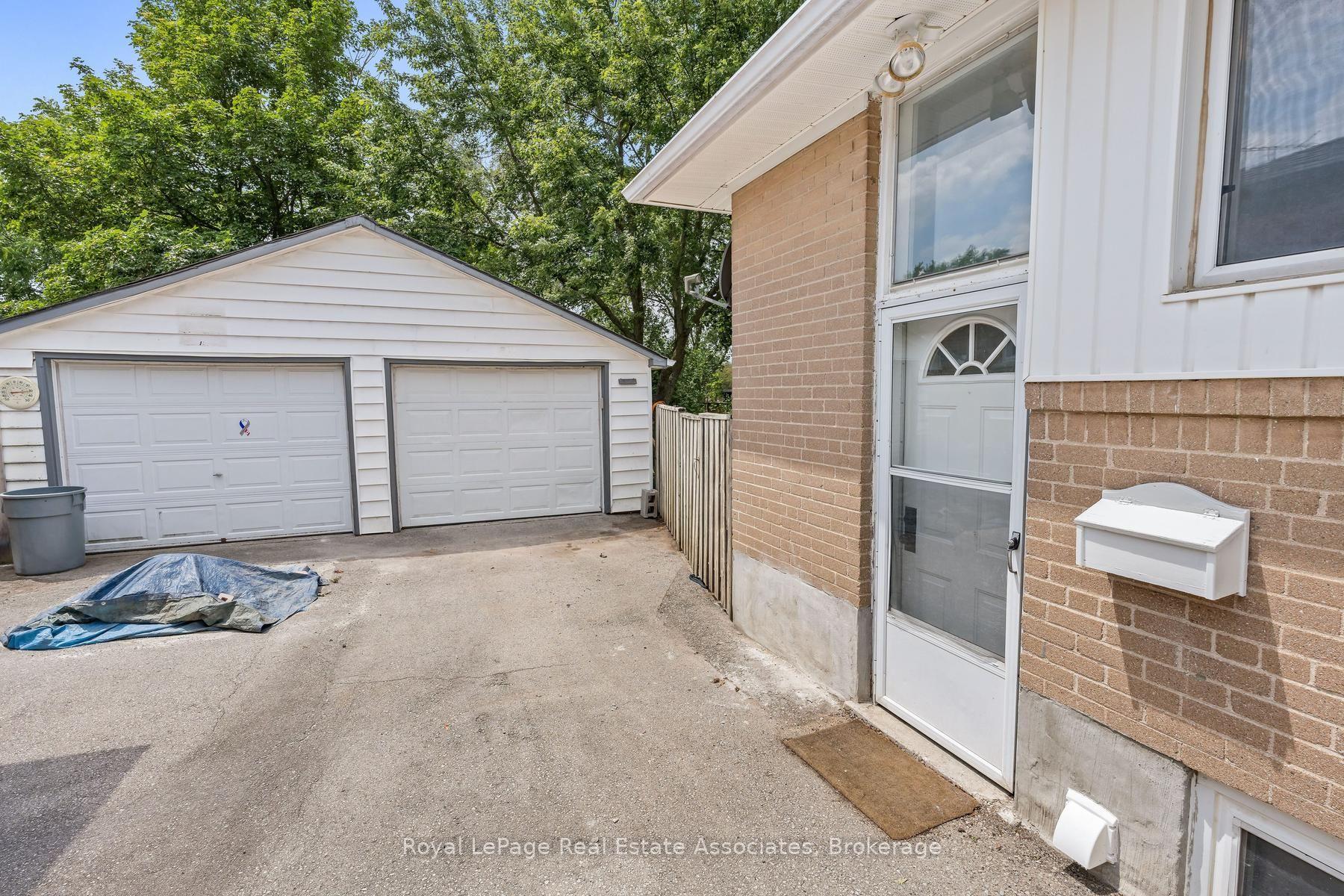 Photo 25 of 90 Longfield Road, Halton Hills, Acton — HOMEH