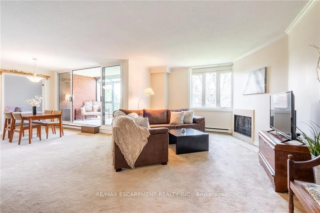 Photo 1 of Unit 305, 150 Wilson Street W, Hamilton, Ancaster — HOMEH