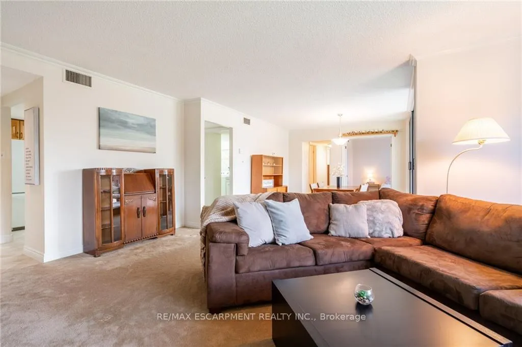 Photo 7 of Unit 305, 150 Wilson Street W, Hamilton, Ancaster — HOMEH