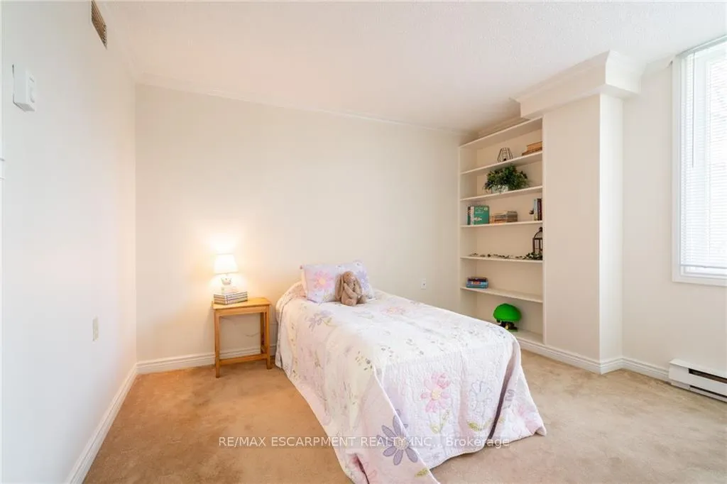 Photo 21 of Unit 305, 150 Wilson Street W, Hamilton, Ancaster — HOMEH