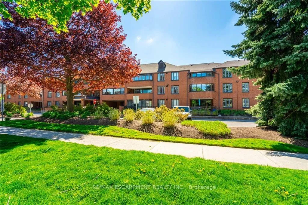 Photo 22 of Unit 305, 150 Wilson Street W, Hamilton, Ancaster — HOMEH