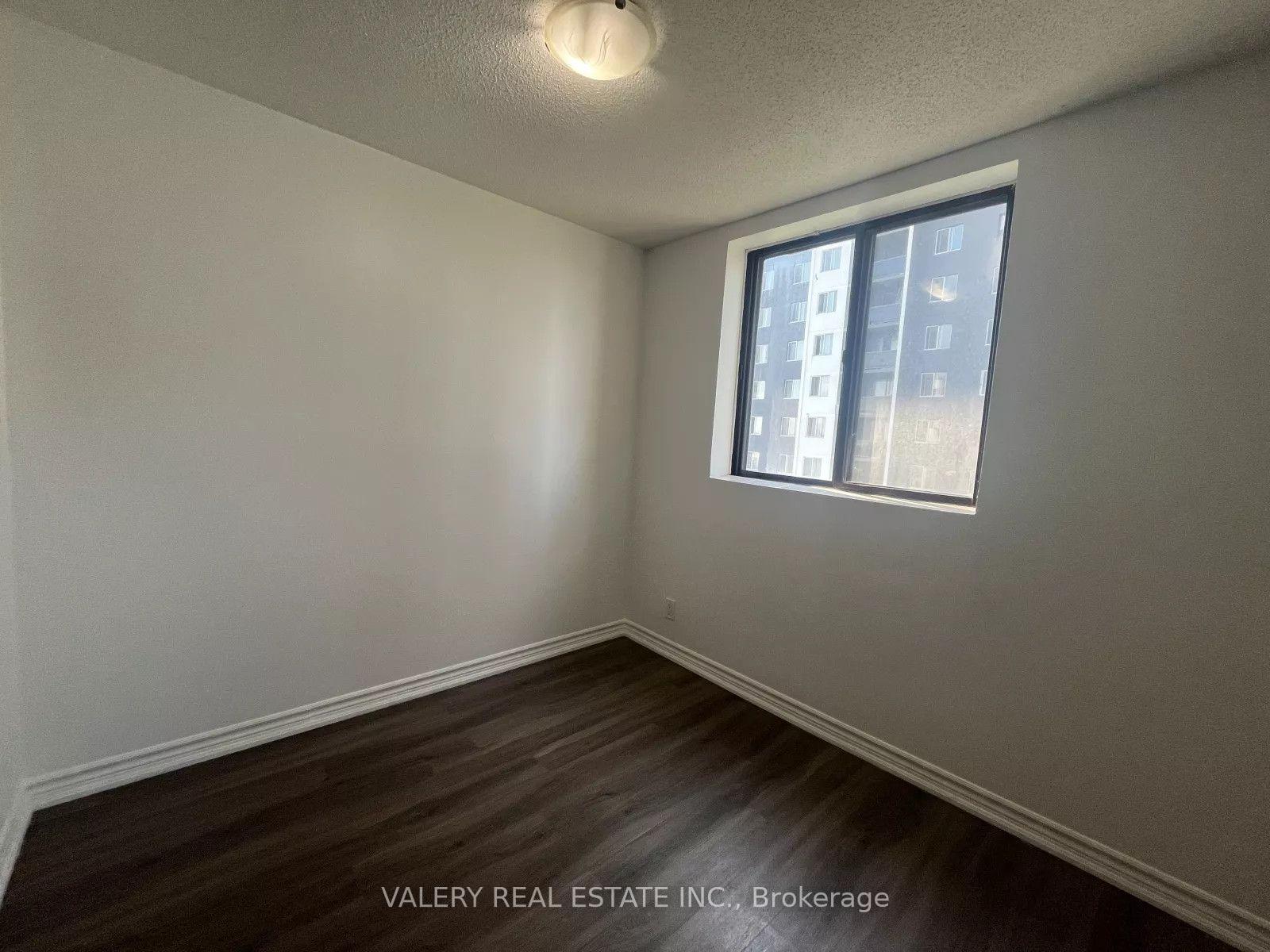 Photo 13 of Unit 606, 286 Chandler Drive, Kitchener, Laurentian Hills — HOMEH