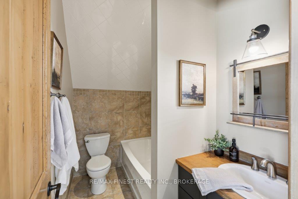 Photo 22 of 4556 Maple Lane, Frontenac, Frontenac South — HOMEH