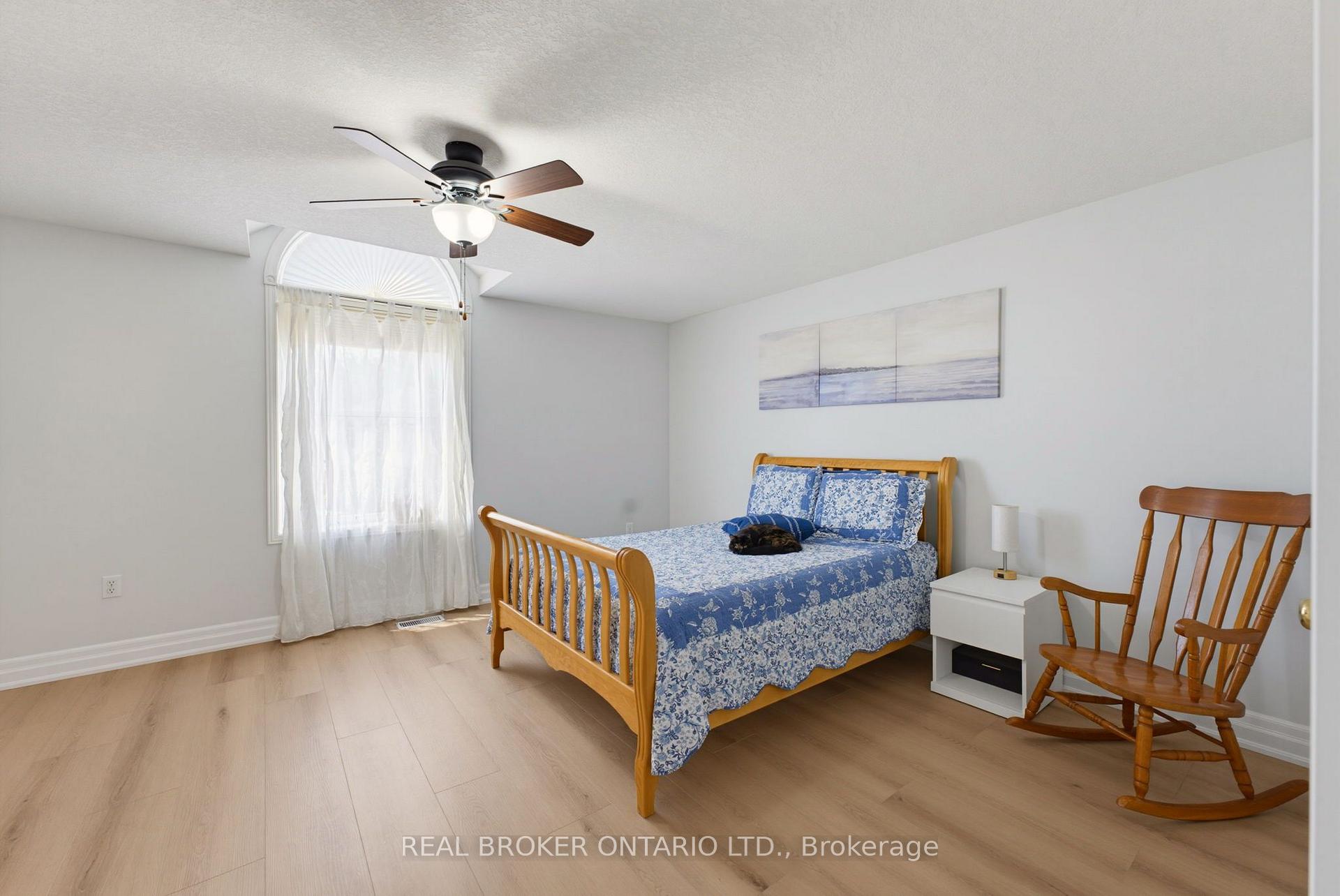 Photo 15 of 520 Mayflower Street, Waterloo, Lexington — HOMEH