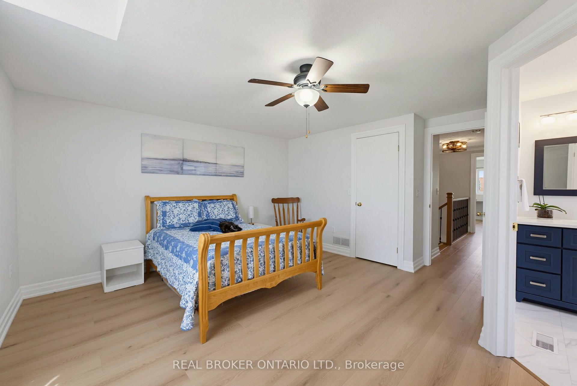 Photo 16 of 520 Mayflower Street, Waterloo, Lexington — HOMEH
