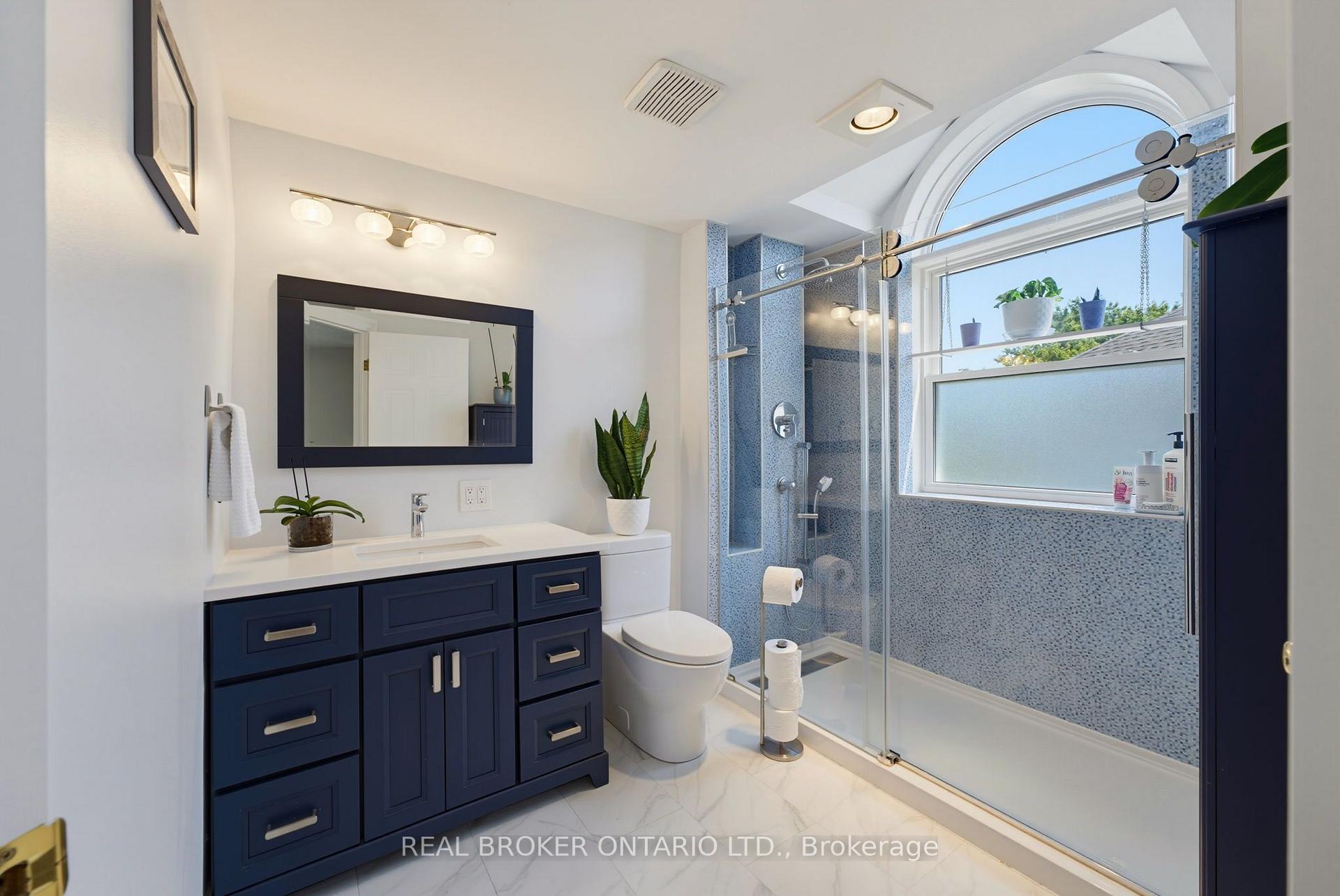 Photo 17 of 520 Mayflower Street, Waterloo, Lexington — HOMEH