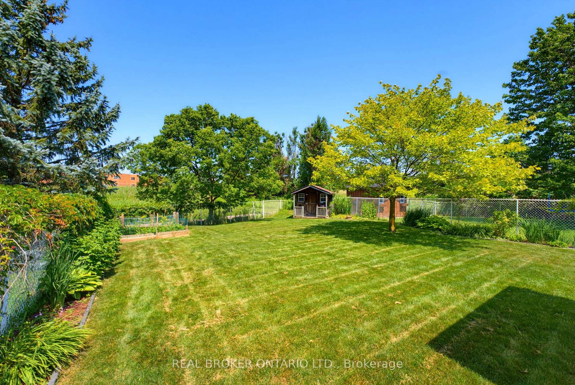 Photo 33 of 520 Mayflower Street, Waterloo, Lexington — HOMEH