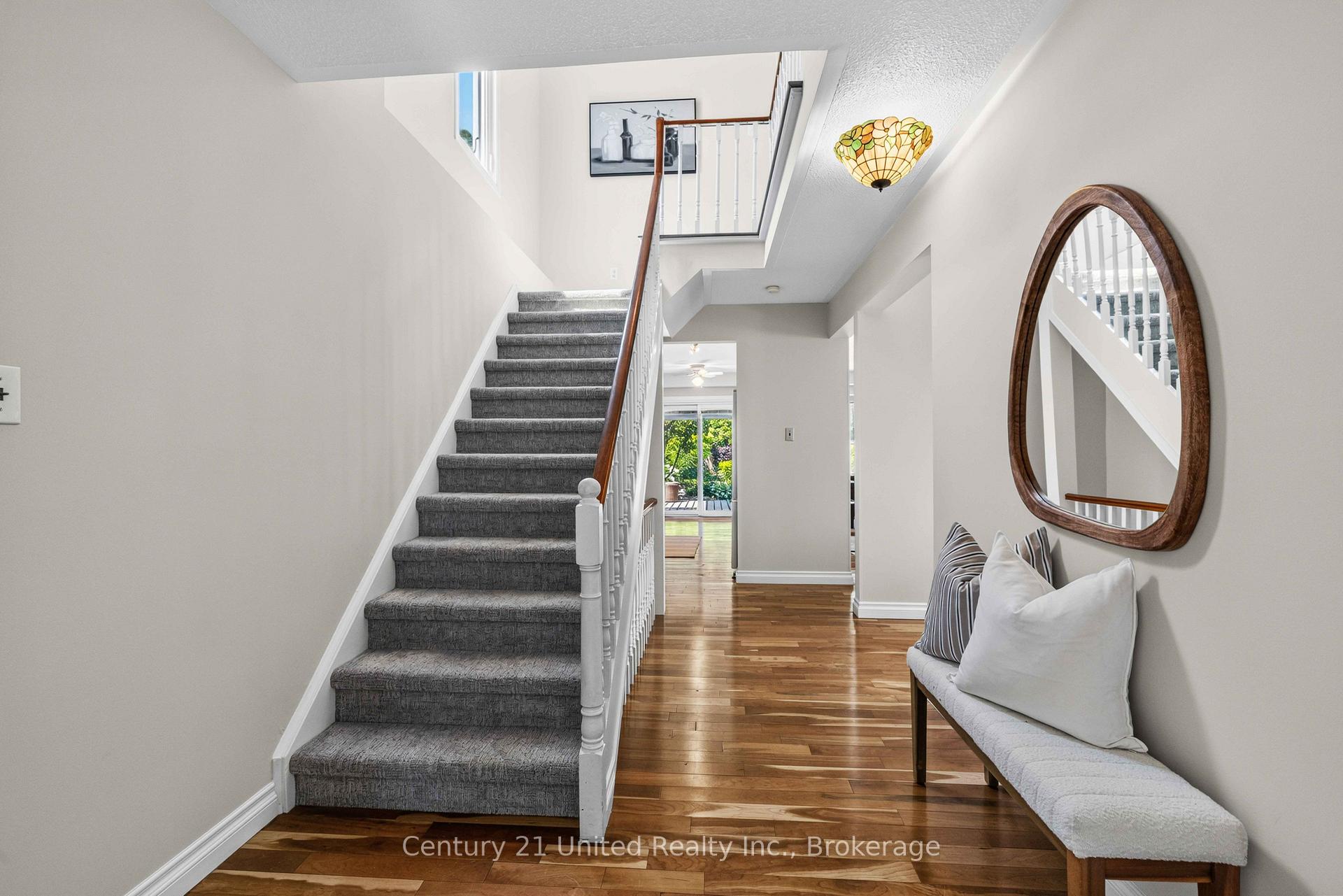 Photo 3 of 518 Reynolds Street, Whitby, Downtown Whitby — HOMEH