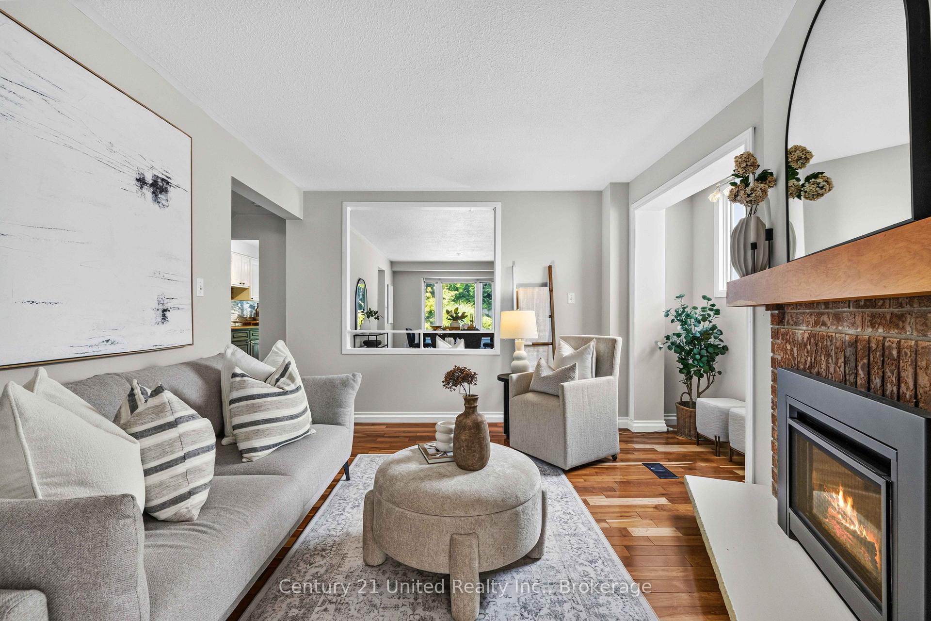 Photo 13 of 518 Reynolds Street, Whitby, Downtown Whitby — HOMEH