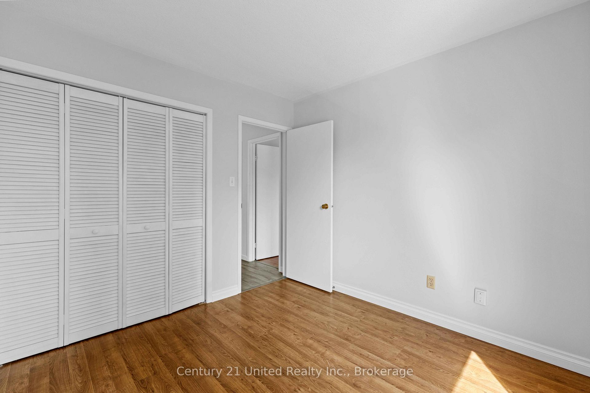 Photo 24 of 518 Reynolds Street, Whitby, Downtown Whitby — HOMEH
