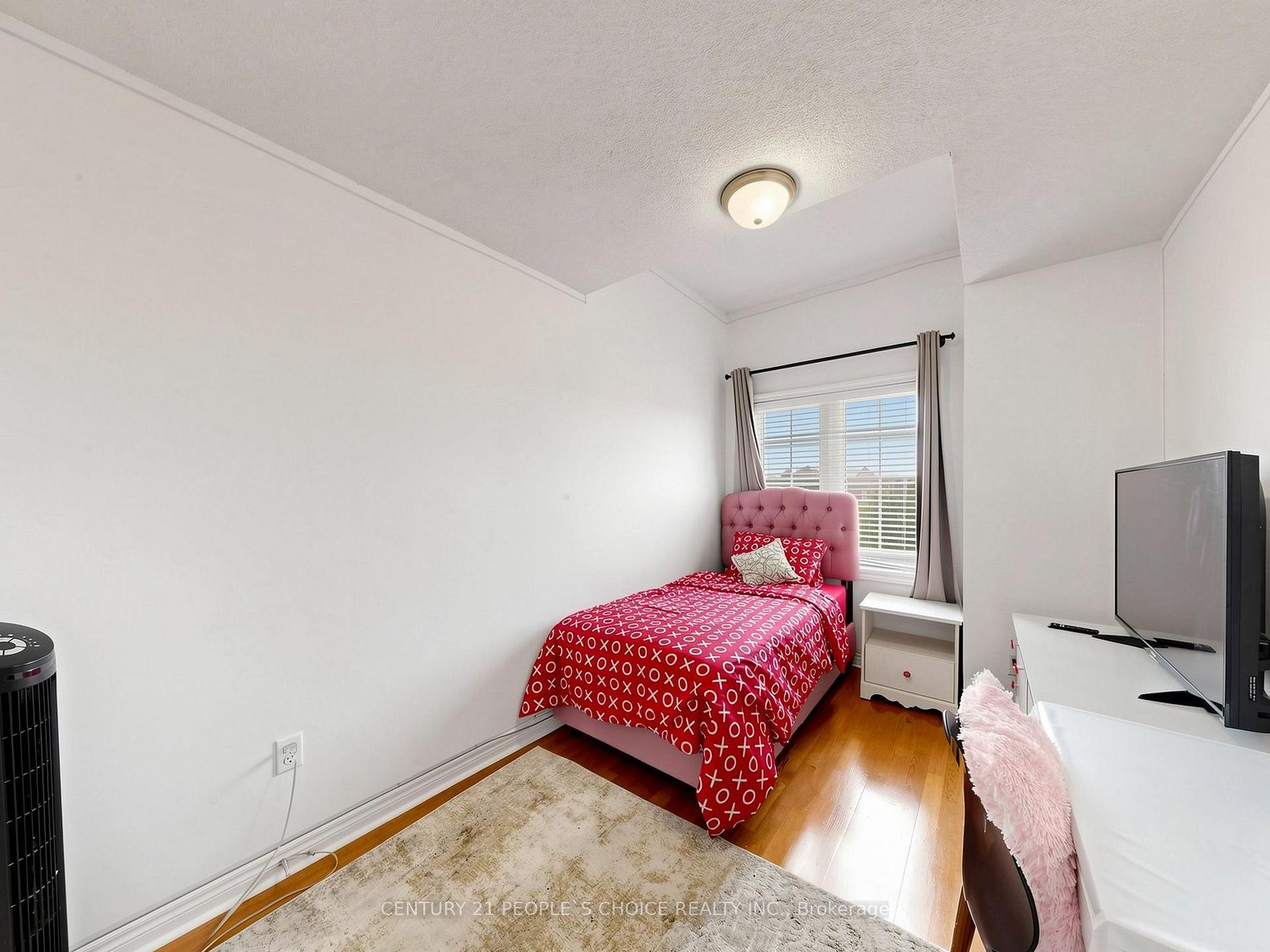 Photo 34 of 828 Khan Crescent, Mississauga, East Credit — HOMEH