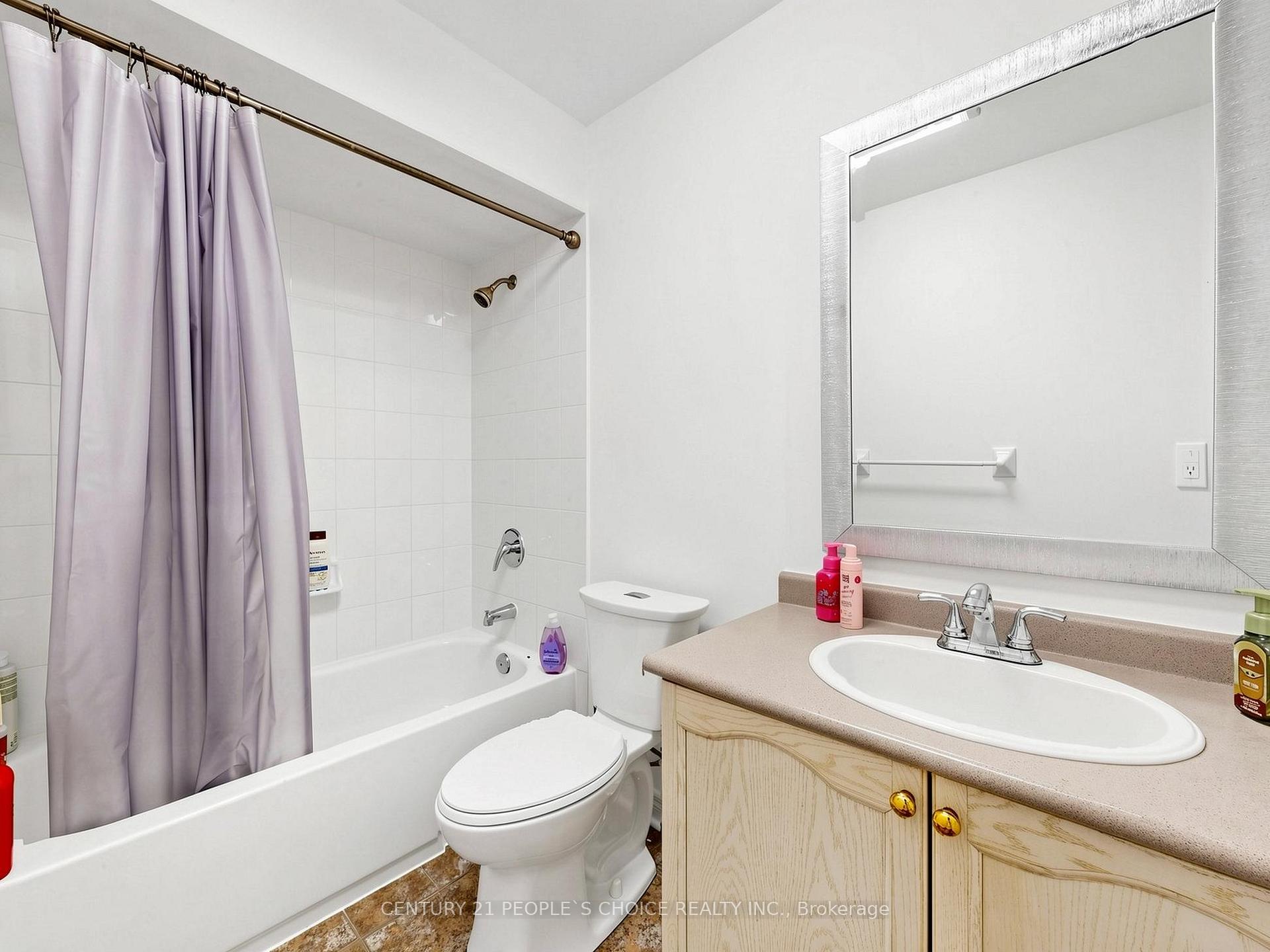 Photo 40 of 828 Khan Crescent, Mississauga, East Credit — HOMEH