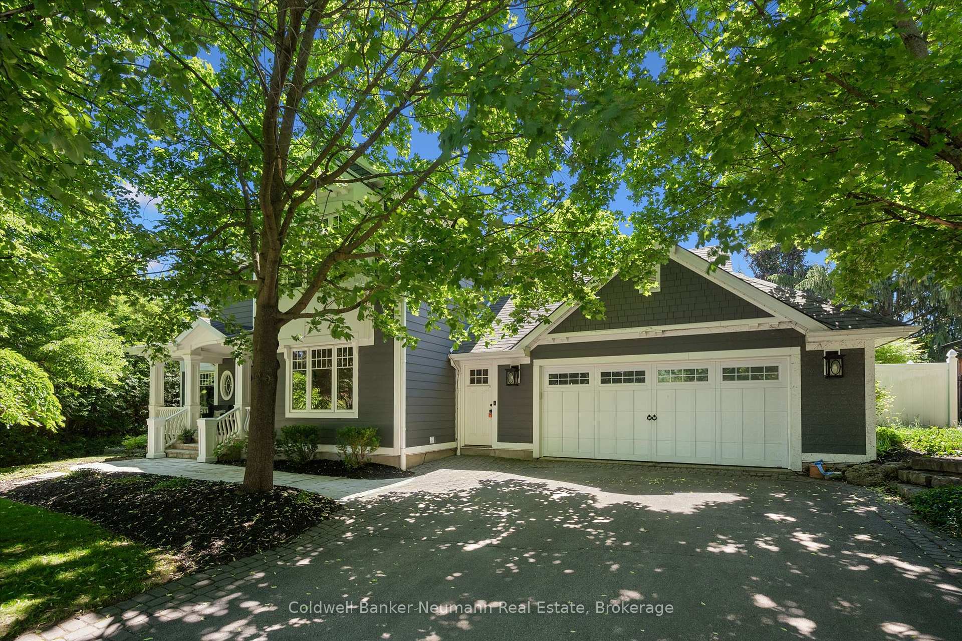 Photo 2 of 35 Monticello Crescent, Guelph, Kortright East — HOMEH