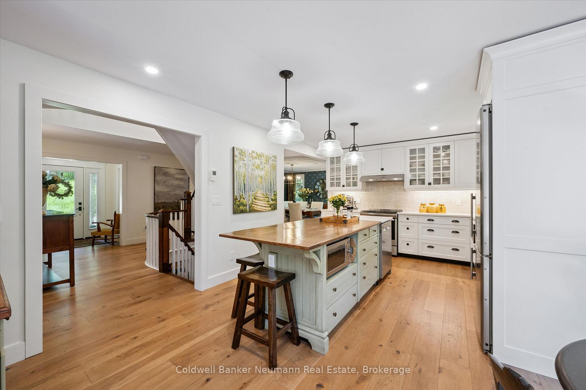 Photo 11 of 35 Monticello Crescent, Guelph, Kortright East — HOMEH