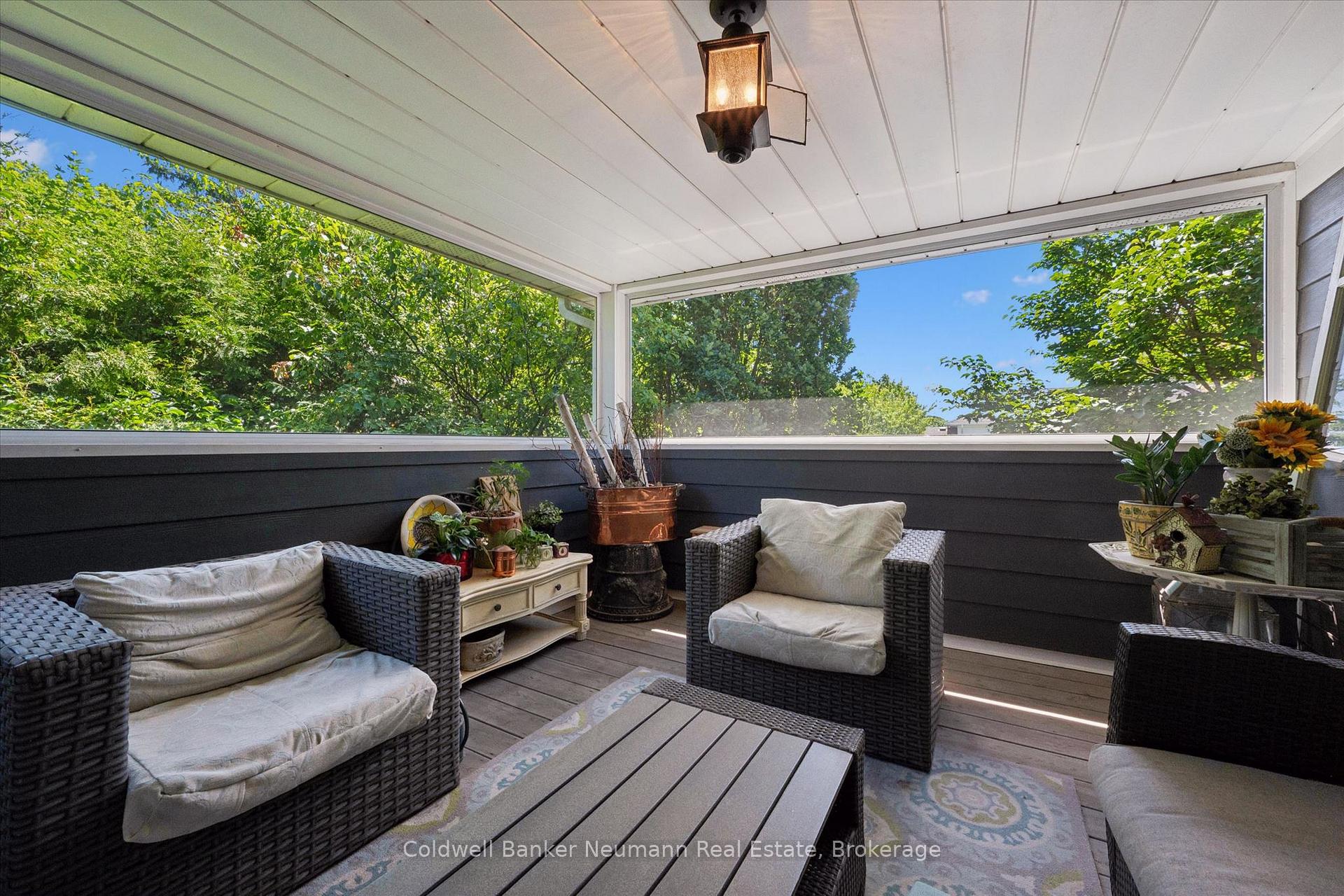 Photo 27 of 35 Monticello Crescent, Guelph, Kortright East — HOMEH