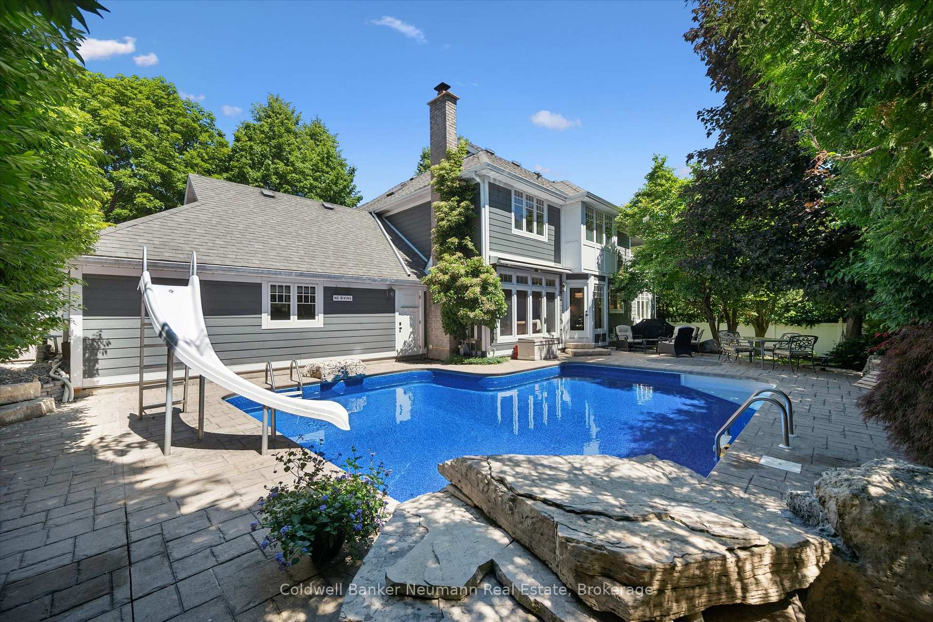 Photo 36 of 35 Monticello Crescent, Guelph, Kortright East — HOMEH