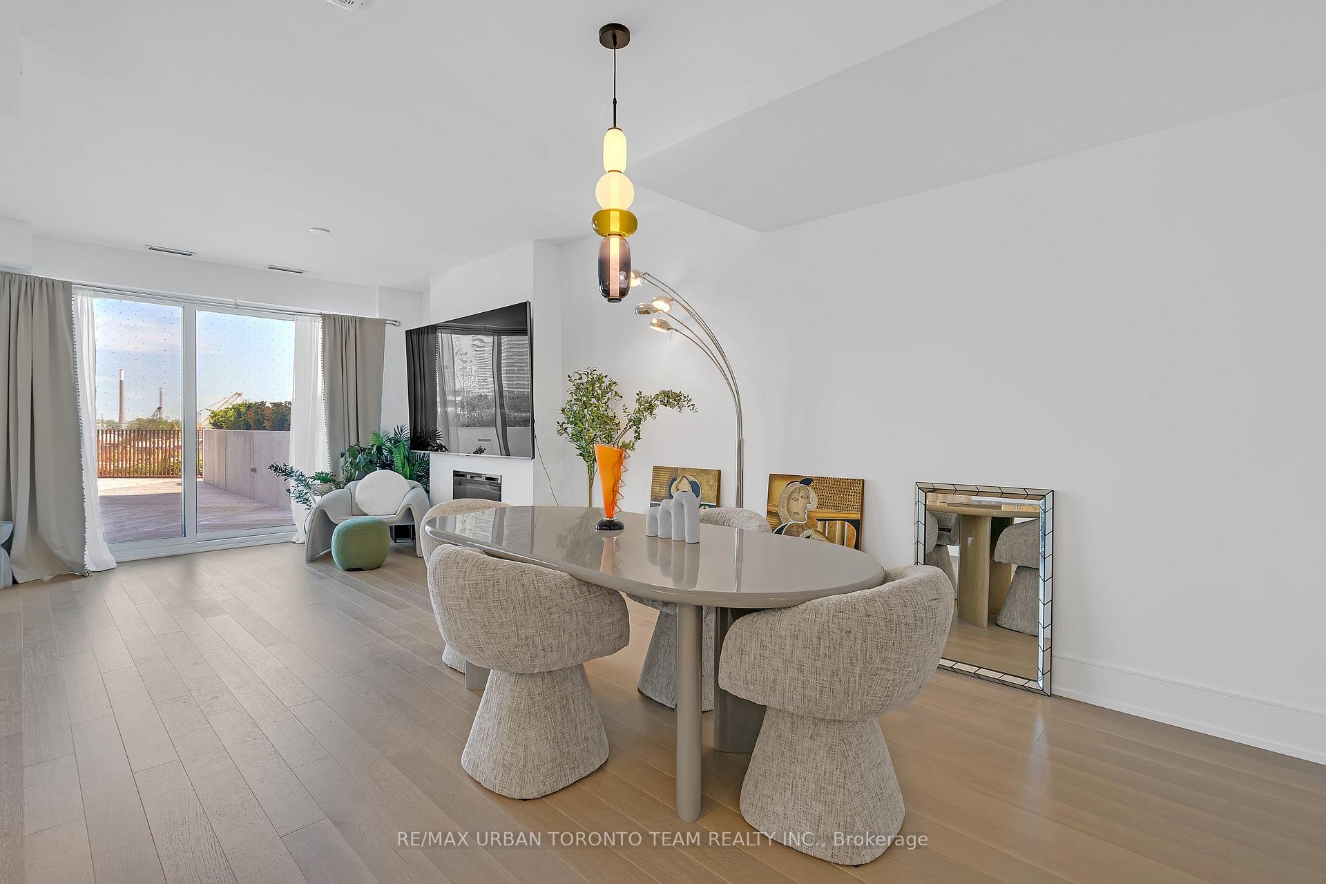 Photo 2 of Unit 301, 155 Merchants Wharf, Toronto, Waterfront Communities — HOMEH