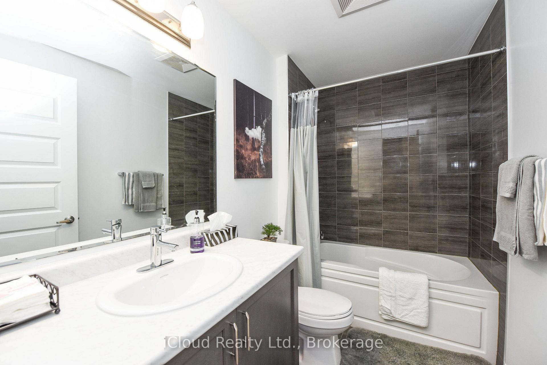 Photo 29 of Unit 004, 95 Dundas Street, Oakville, Glenorchy — HOMEH