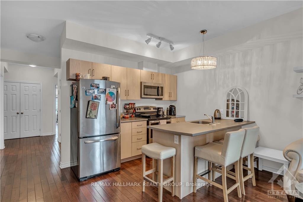 Photo 6 of Unit C, 326 Everest Private, Ottawa, Elmvale Acres — HOMEH