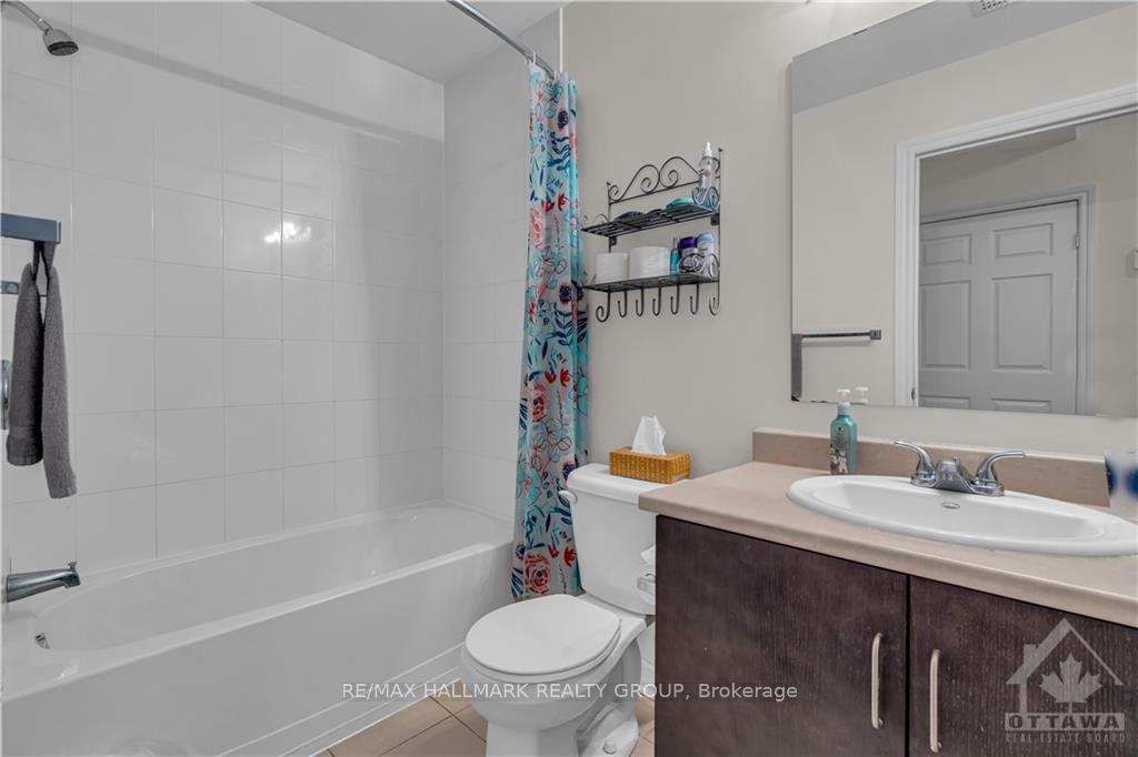 Photo 11 of Unit C, 326 Everest Private, Ottawa, Elmvale Acres — HOMEH