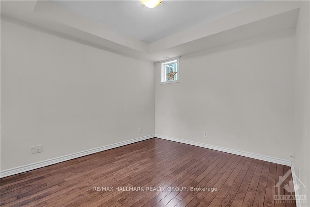 Photo 15 of Unit C, 326 Everest Private, Ottawa, Elmvale Acres — HOMEH