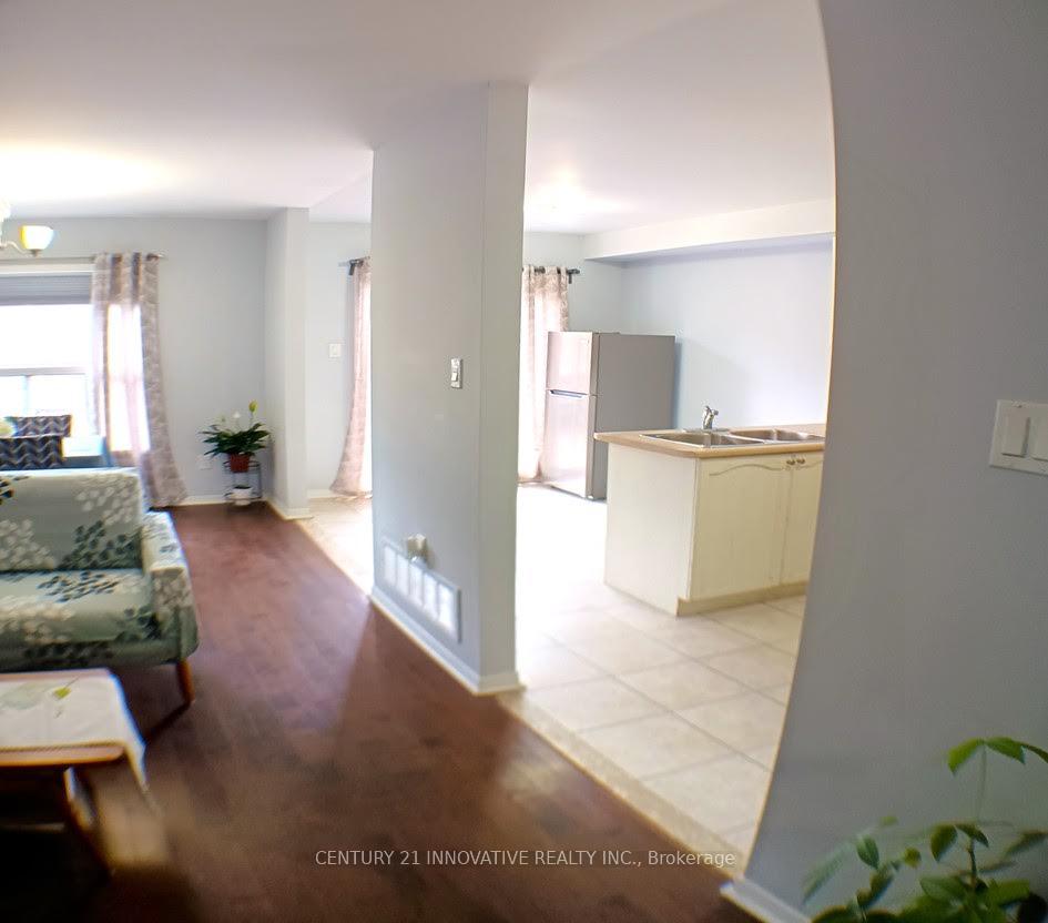 Photo 6 of 761 Joe Persechini Drive, Newmarket, Summerhill Estates — HOMEH