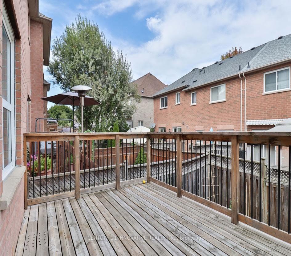 Photo 10 of 761 Joe Persechini Drive, Newmarket, Summerhill Estates — HOMEH