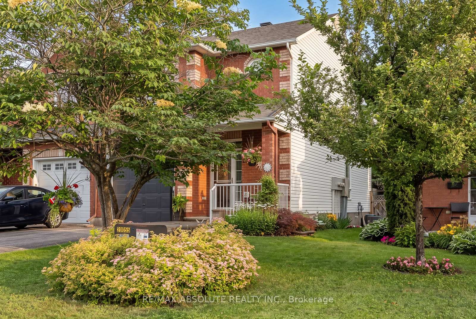 Photo 2 of 36 Chantilly Gate, Ottawa, Stittsville (North) — HOMEH