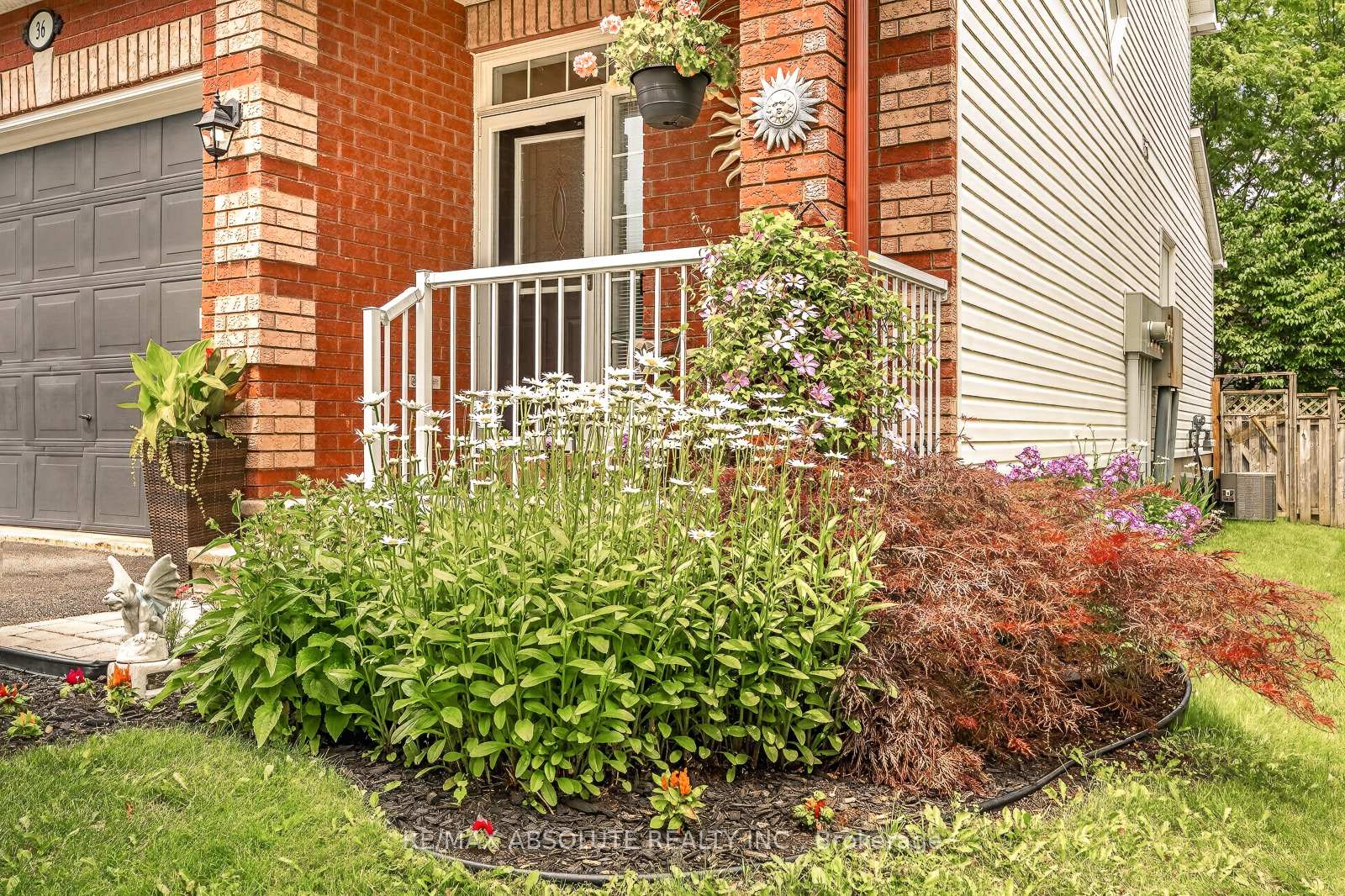 Photo 4 of 36 Chantilly Gate, Ottawa, Stittsville (North) — HOMEH