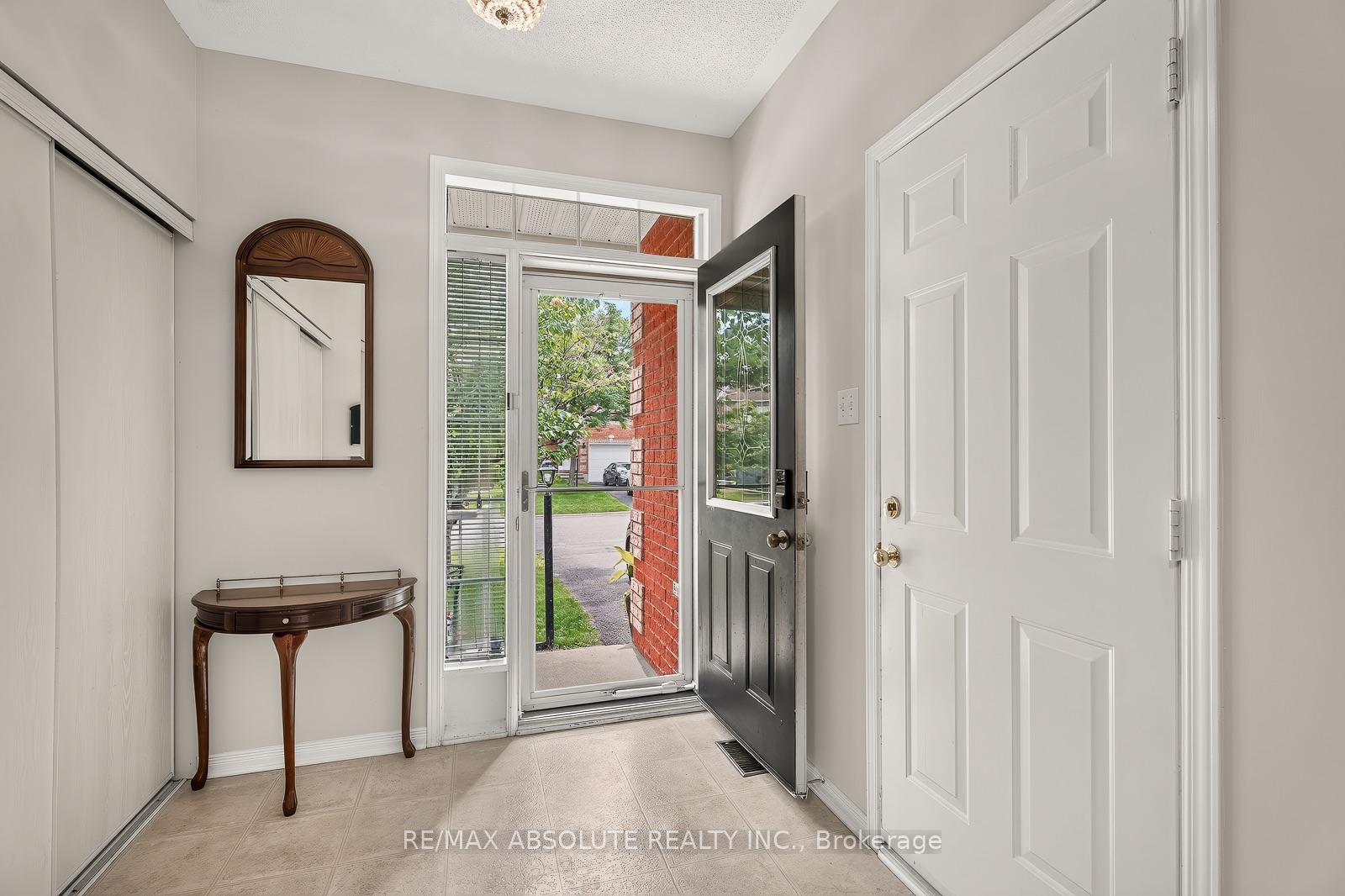 Photo 6 of 36 Chantilly Gate, Ottawa, Stittsville (North) — HOMEH
