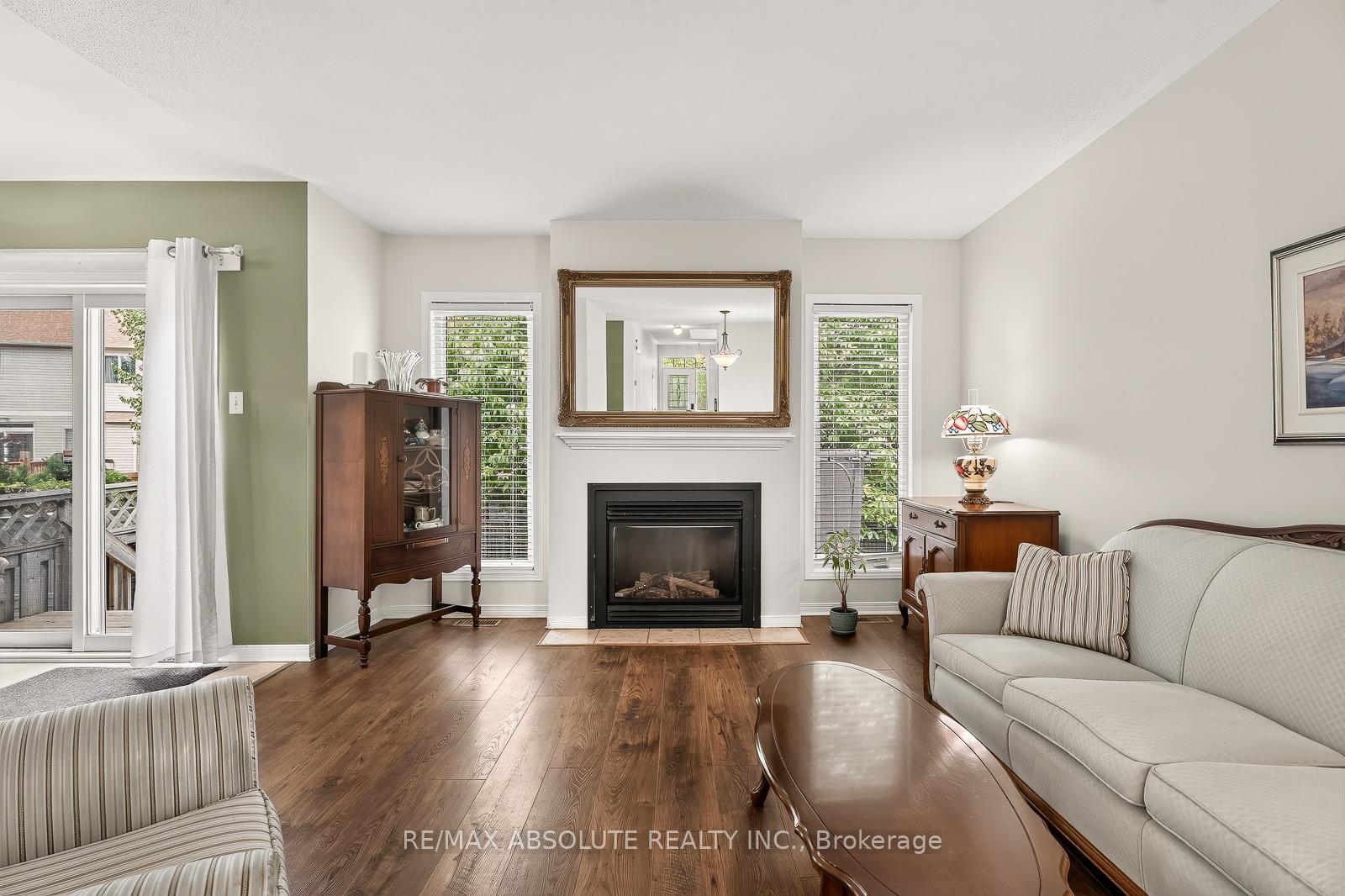 Photo 12 of 36 Chantilly Gate, Ottawa, Stittsville (North) — HOMEH