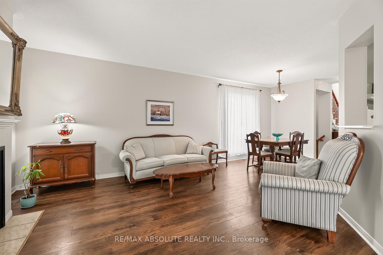 Photo 15 of 36 Chantilly Gate, Ottawa, Stittsville (North) — HOMEH