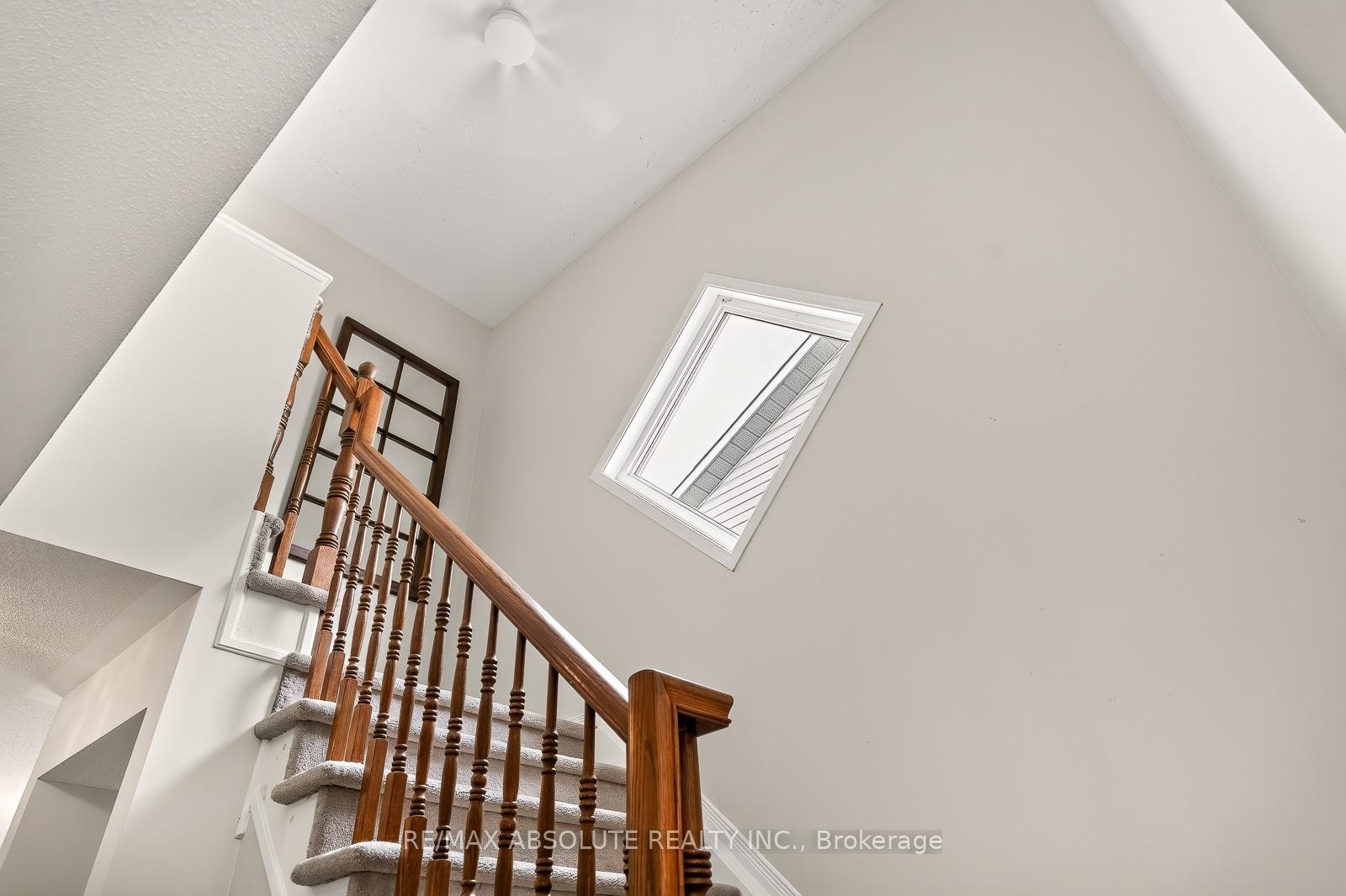 Photo 27 of 36 Chantilly Gate, Ottawa, Stittsville (North) — HOMEH