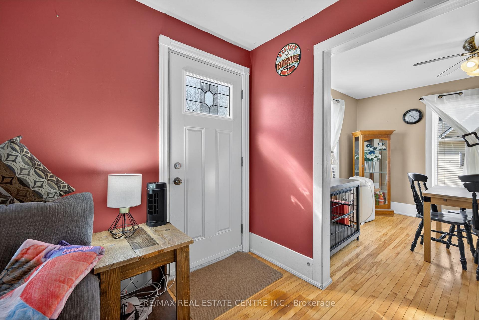 Photo 8 of 135 Frederick Street E, Wellington North, Arthur — HOMEH
