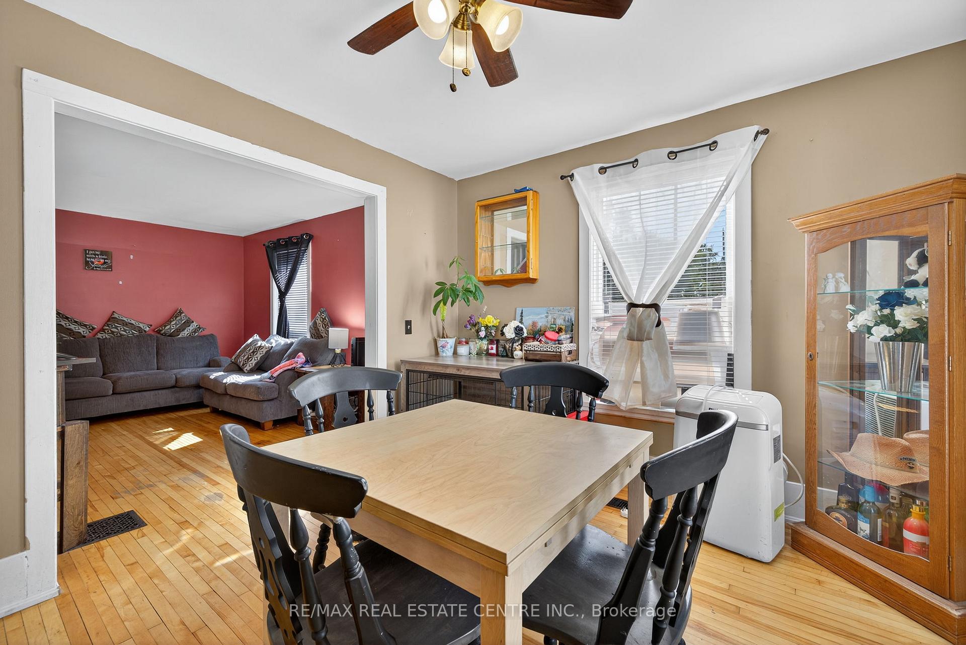 Photo 15 of 135 Frederick Street E, Wellington North, Arthur — HOMEH