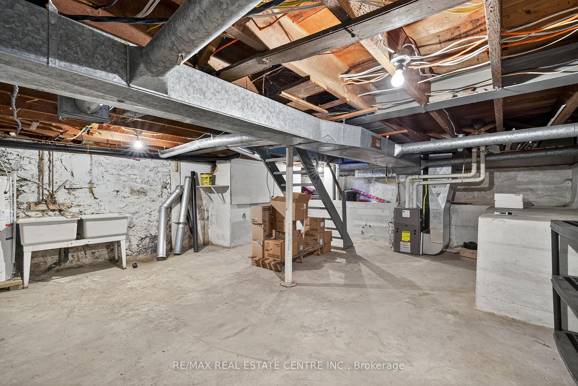 Photo 34 of 135 Frederick Street E, Wellington North, Arthur — HOMEH
