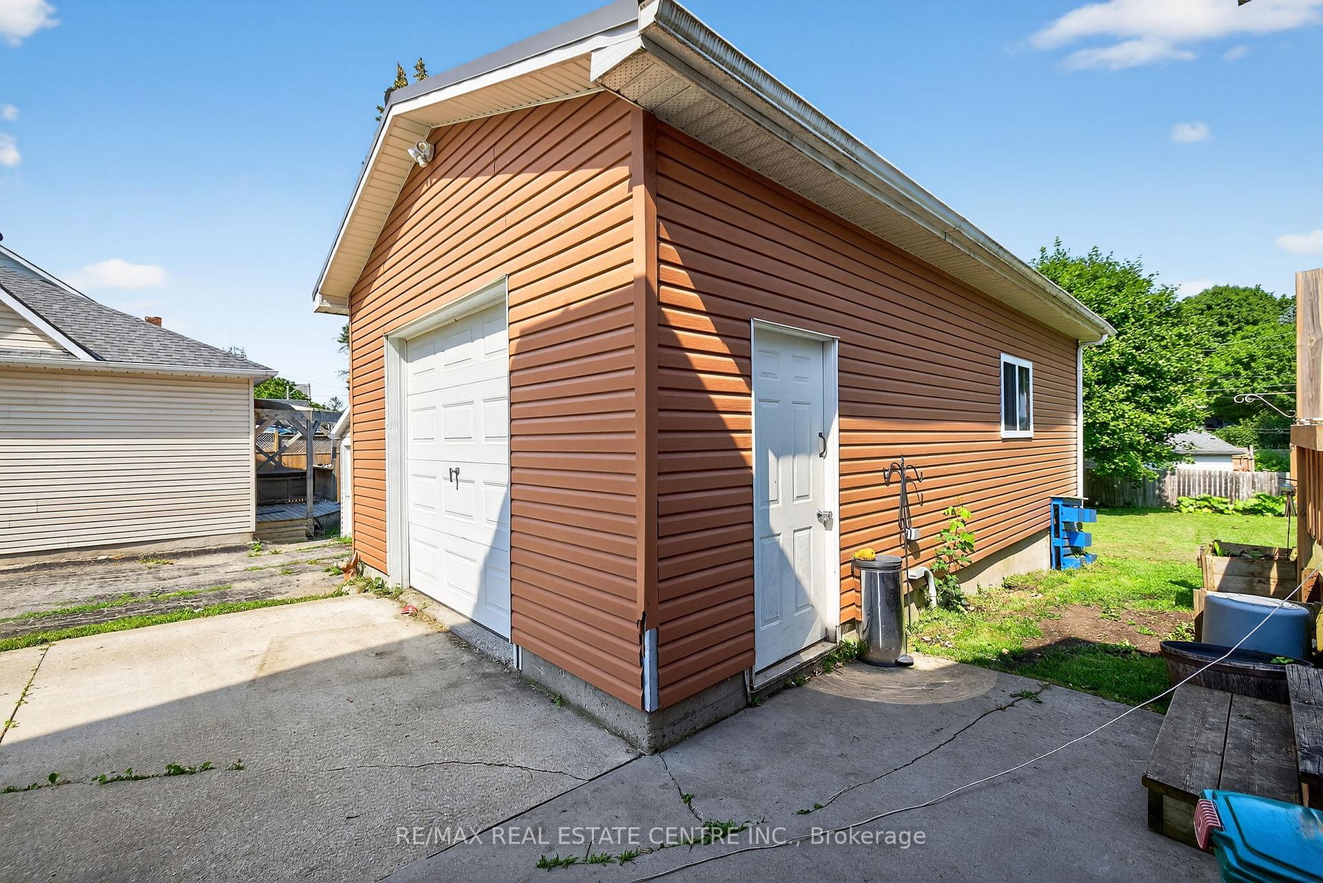 Photo 42 of 135 Frederick Street E, Wellington North, Arthur — HOMEH
