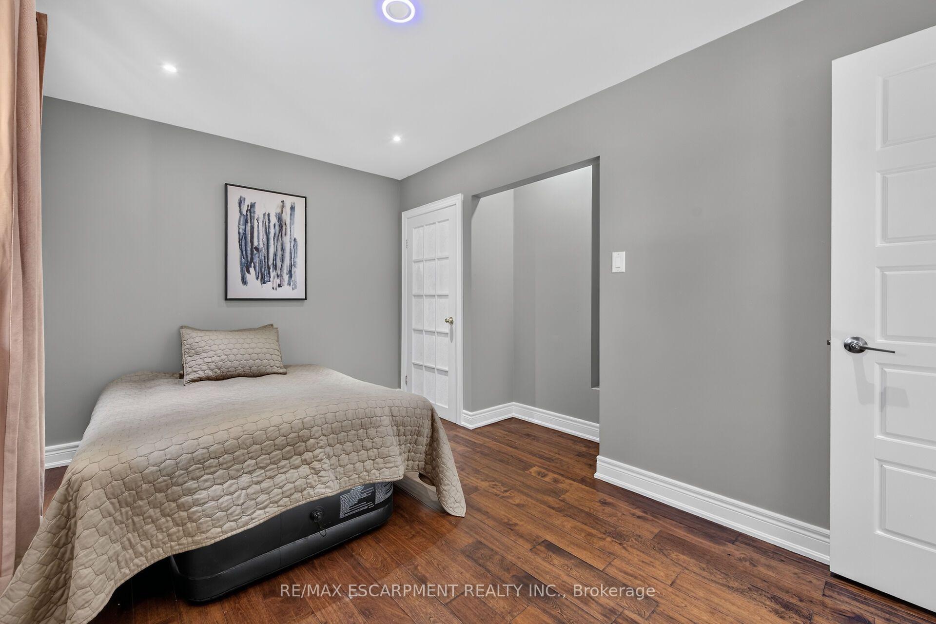 Photo 20 of 129 Aldercrest Avenue, Hamilton, Rural Glanbrook — HOMEH