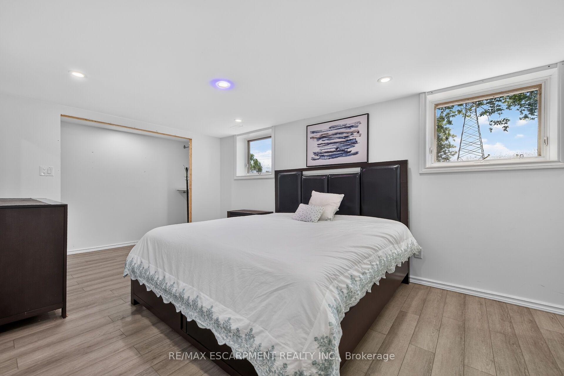 Photo 36 of 129 Aldercrest Avenue, Hamilton, Rural Glanbrook — HOMEH