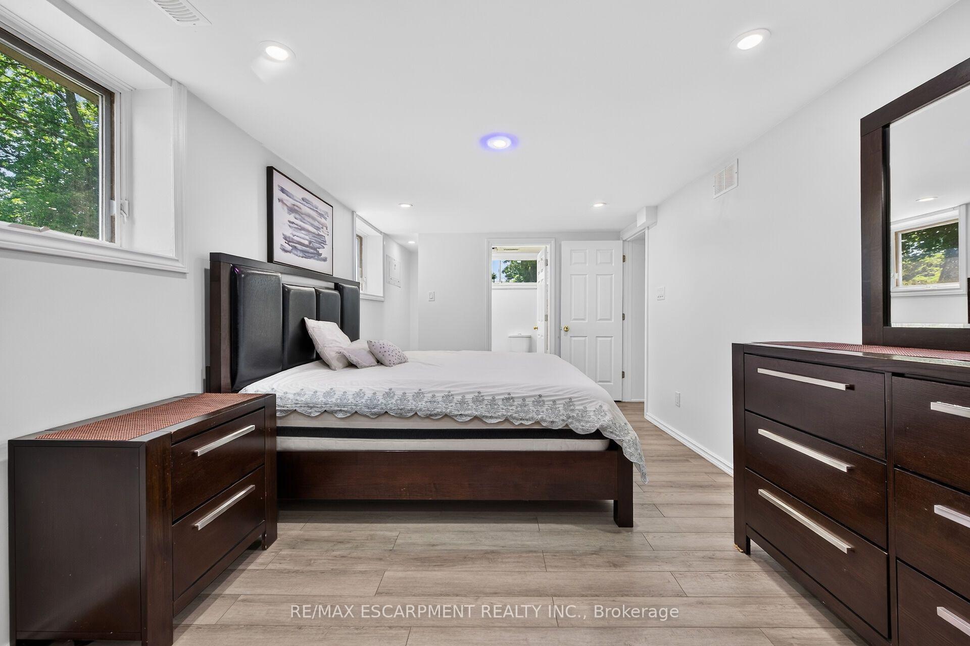 Photo 37 of 129 Aldercrest Avenue, Hamilton, Rural Glanbrook — HOMEH