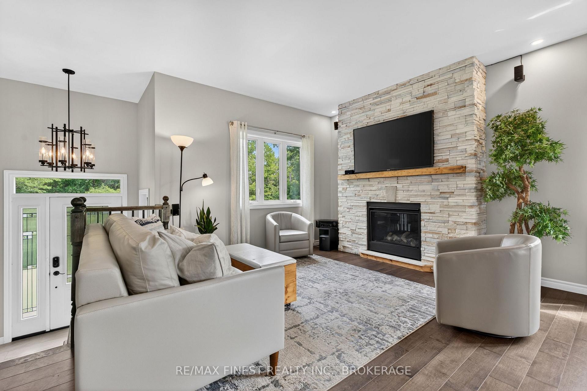 Photo 7 of 1415 Rickards Road, Frontenac, Frontenac South — HOMEH