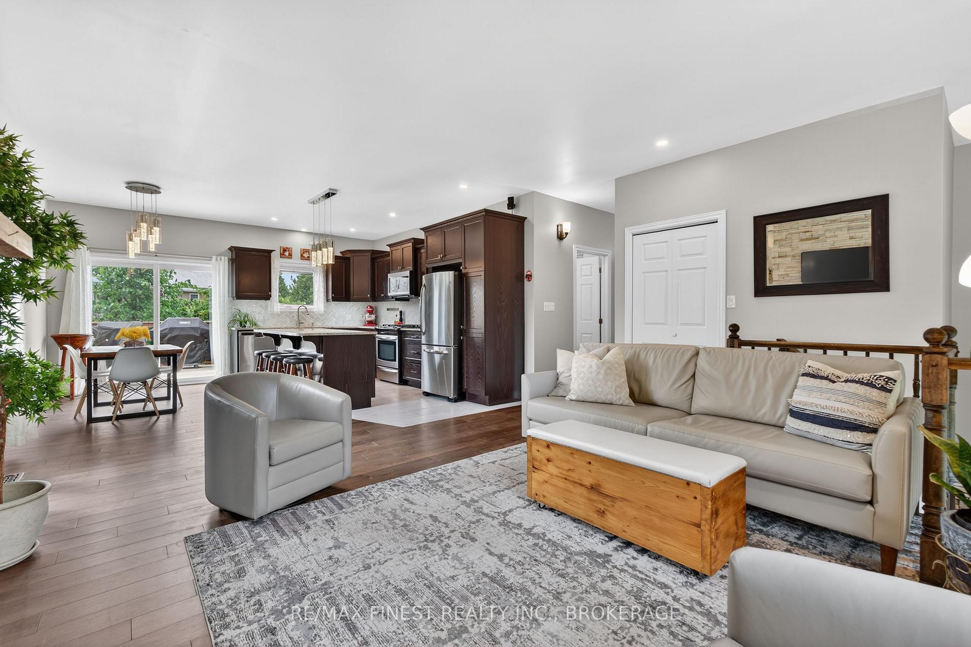 Photo 9 of 1415 Rickards Road, Frontenac, Frontenac South — HOMEH