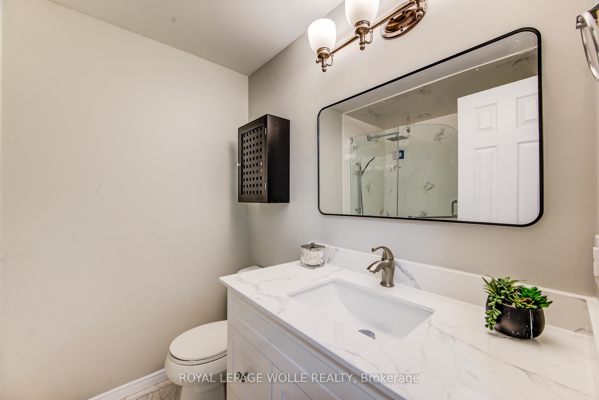 Photo 25 of 561 Chancery Lane, Waterloo, Columbia Forest — HOMEH